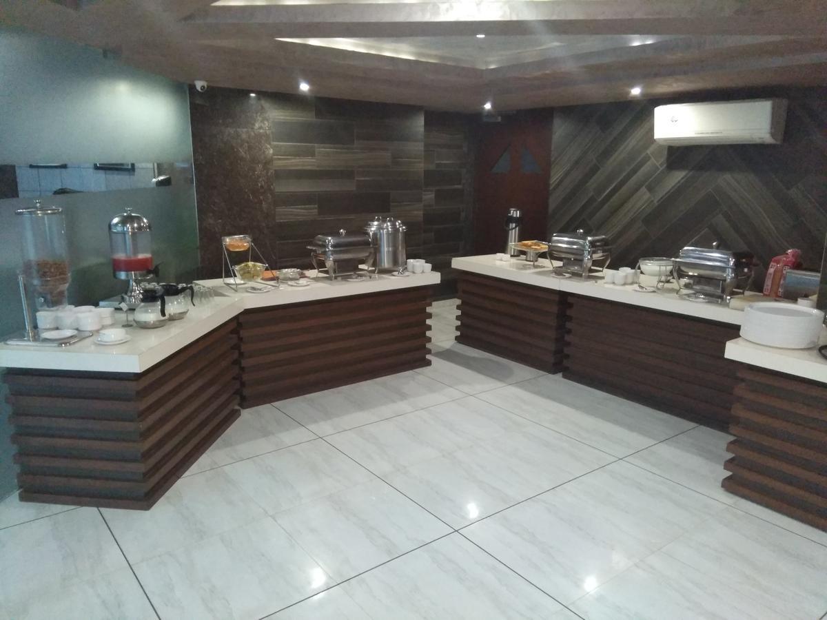 巴伊特酒店 阿穆达巴 外观 照片